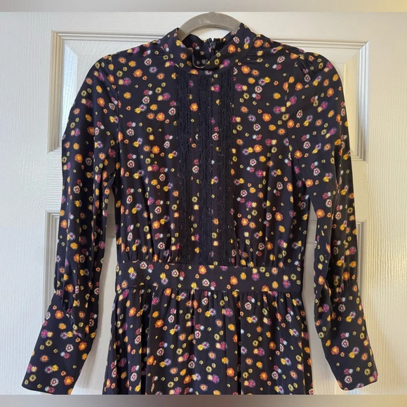 & OTHER STORIES
Dandelion Dress
Size 4 - Picture 4 of 12